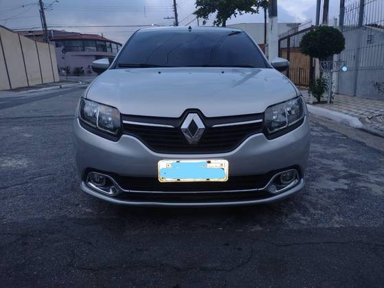 RENAULT LOGAN 1.6 DYNAMIQUE 8V FLEX 4P MANUAL RENAULT LOGAN 1.6 DYNAMIQUE 8V FLEX 4P MANUAL